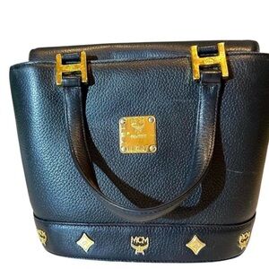 MCM 💯% Authentic Vintage MCM Black Leather Flap Bucket Tote
